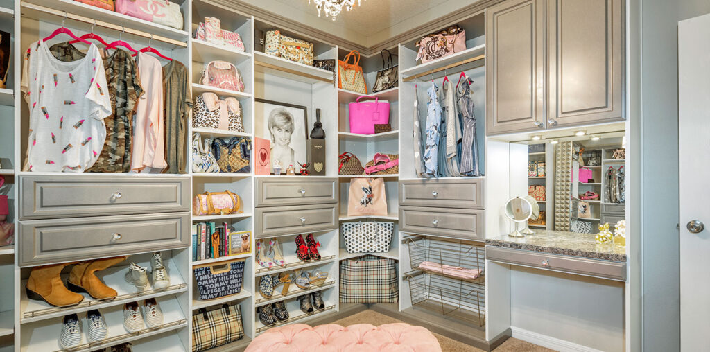 Features Of Tribesigns Free-Standing Closet Organizer